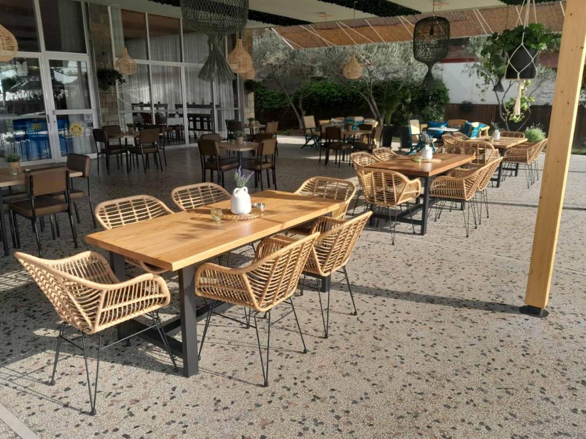 Hotel Thermaikos Korinós Esterno foto